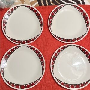 Corelle 10 1/4" Kitu Dinner Plates Set of 4 like new not used shelf wear